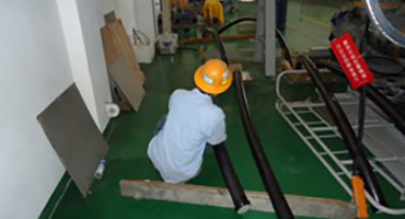 Installation of power cables at Zhongqing P/S